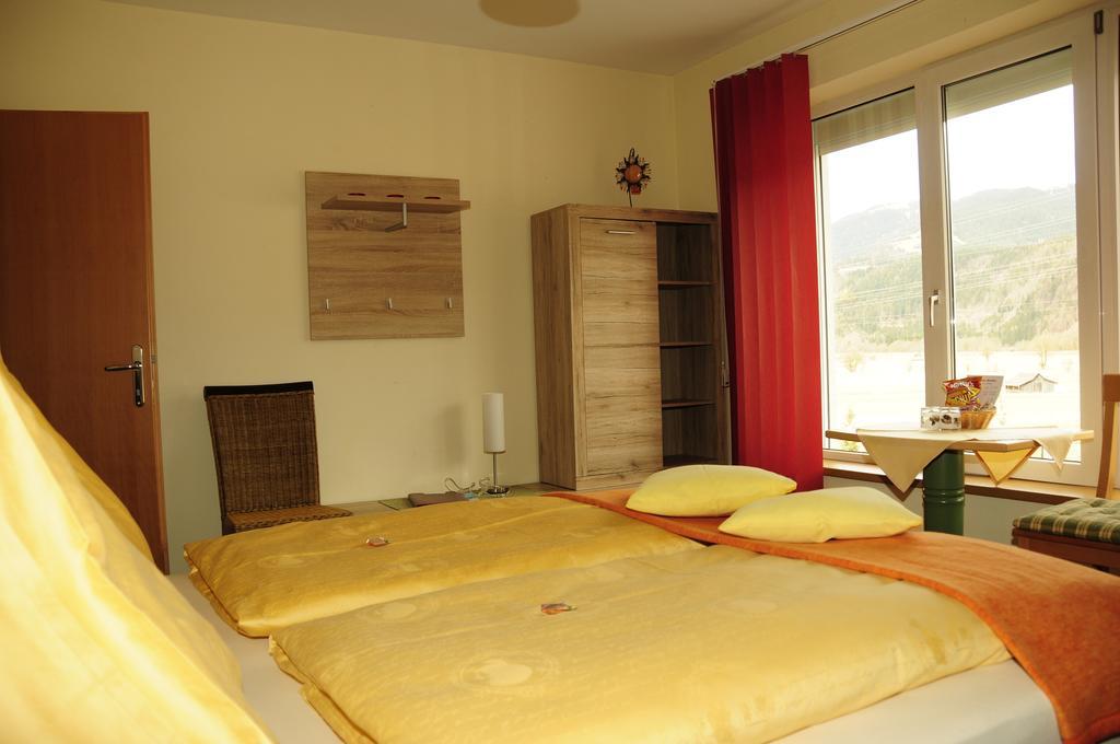 Hotel Garni Zerza Tropolach Ngoại thất bức ảnh
