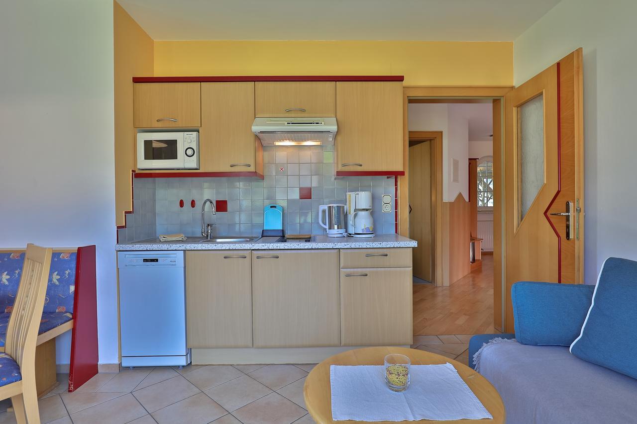 Hotel Garni Zerza Tropolach Ngoại thất bức ảnh