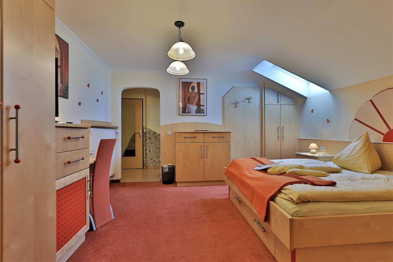Hotel Garni Zerza Tropolach Ngoại thất bức ảnh