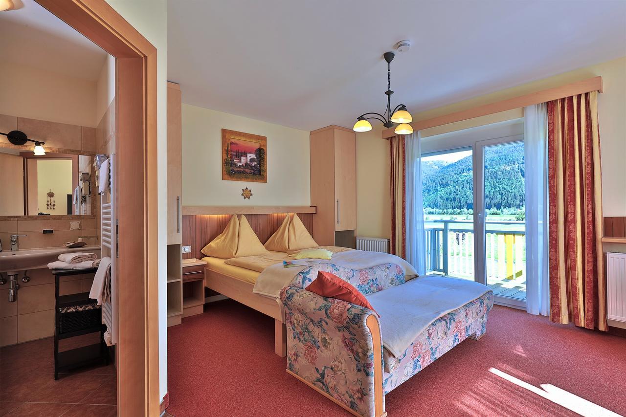 Hotel Garni Zerza Tropolach Ngoại thất bức ảnh